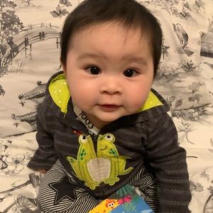 Cute jacket with hat.